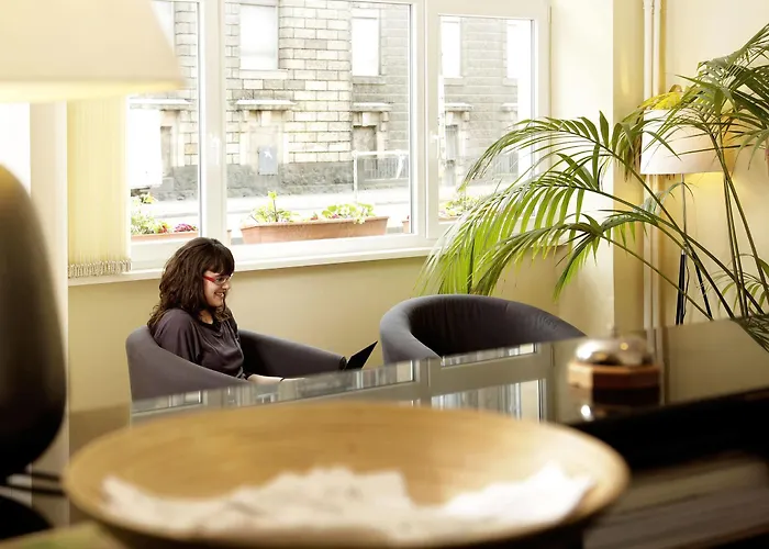 Ξενοδοχείο Acama & Schoeneberg 2*