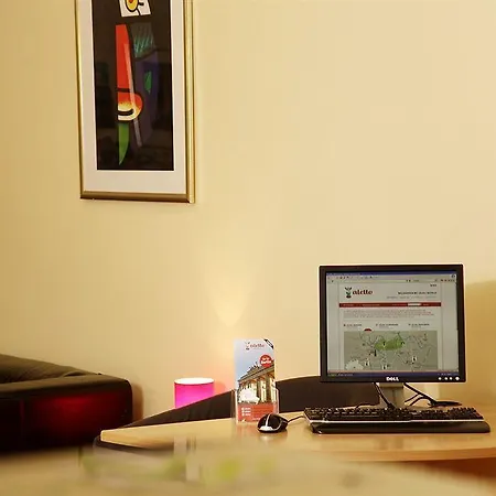 ホテル Acama & Schoeneberg