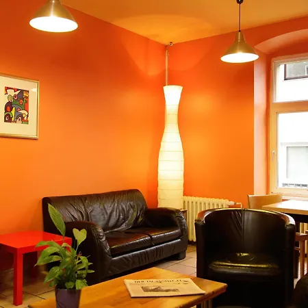 Acama & Schoeneberg 2* ベルリン