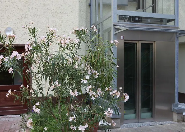 호텔 Acama & Schoeneberg 2*