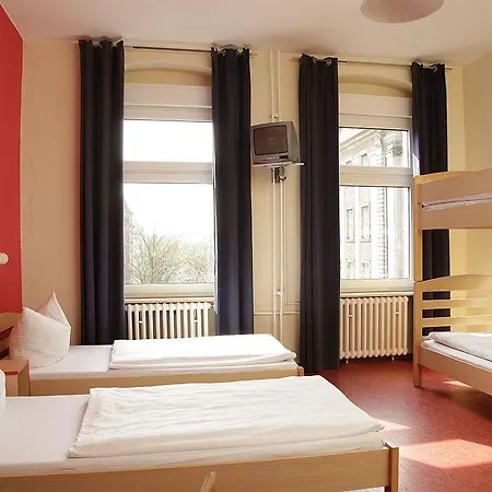 Acama & Schoeneberg 2* Berlin