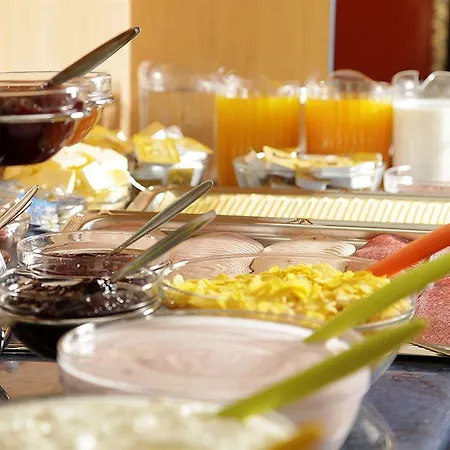 Acama & Schoeneberg Hotel