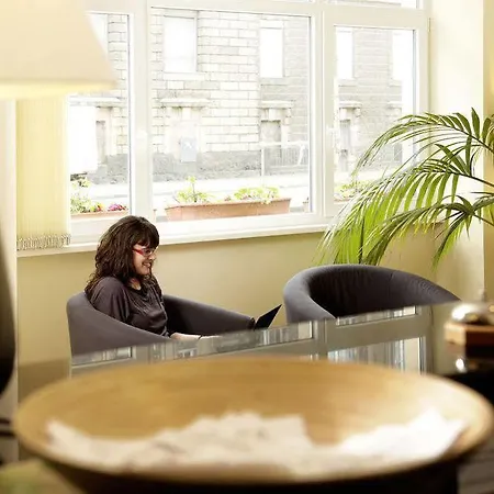 Hotel Acama & Schoeneberg 2*