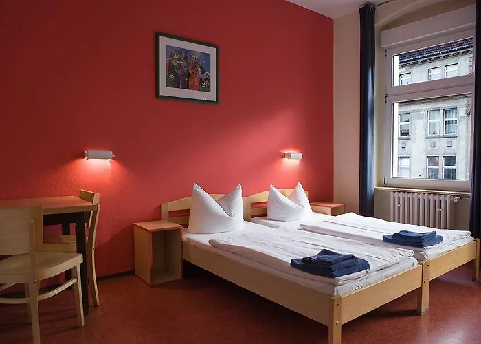 Acama & Schoeneberg Hotel 2*