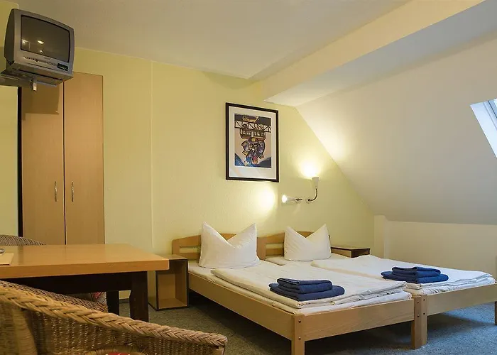 Acama & Schoeneberg 2* Berlino