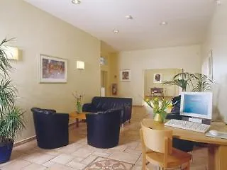 Acama & Schoeneberg 2*